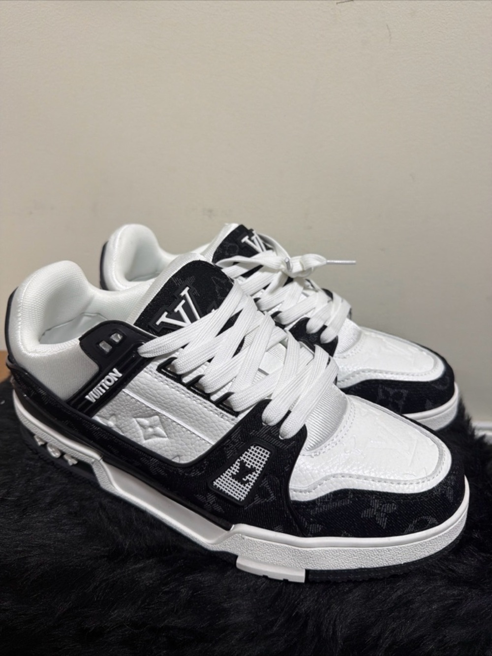Louis Vuitton White and Black Monogram Low-Top Sneakers